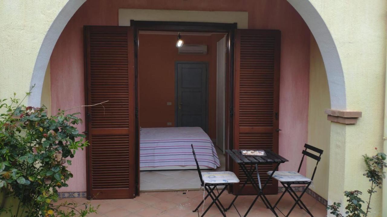 Il Borgo Del Sole Villasimius Exterior foto